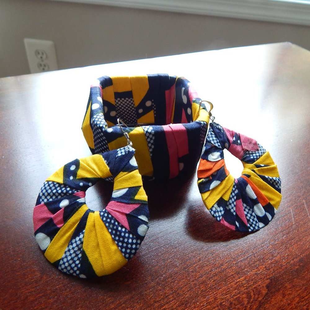 Bracelet and Earrings Jewelry Set